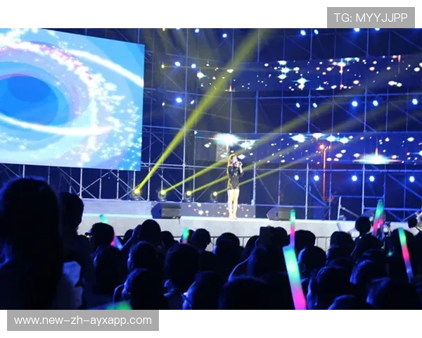 “总决赛第一场：火花四溅，焦点瞬间持续登顶热搜”，总决赛现场