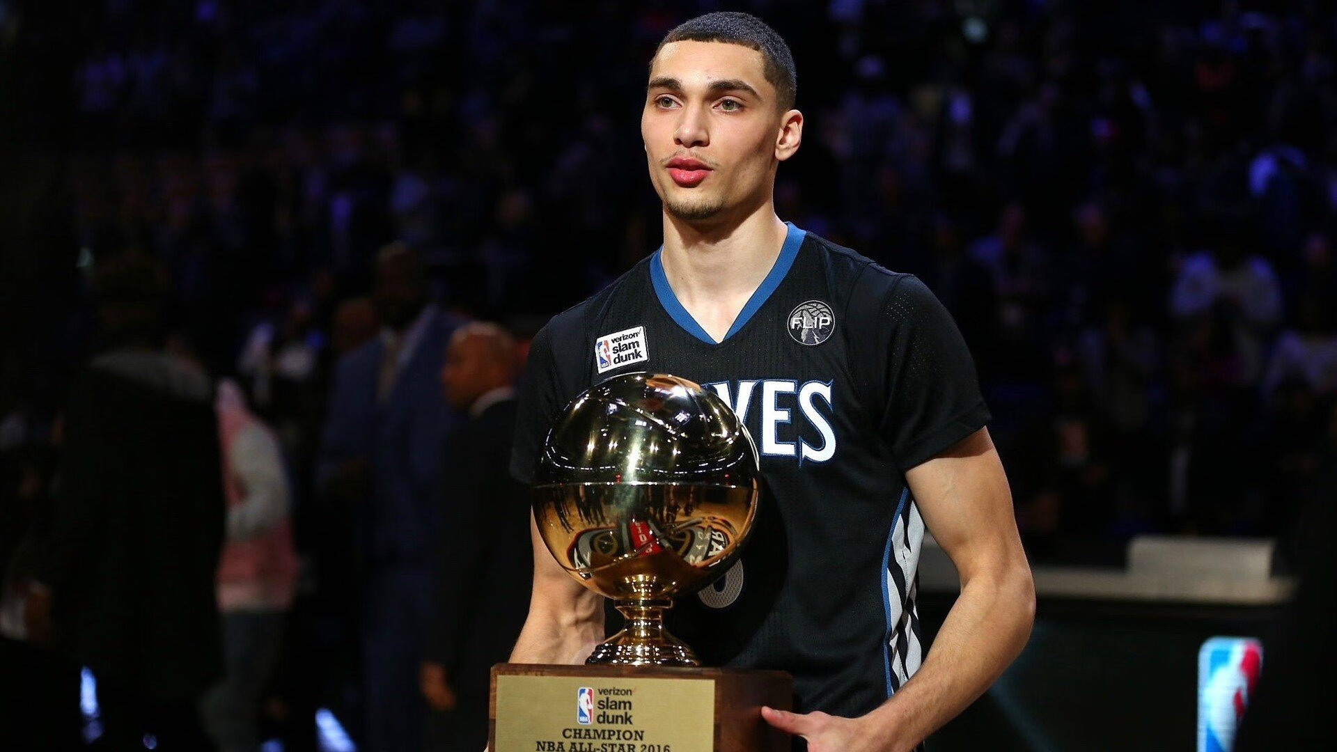 欧冠决赛：福登远射破门 曼城凭借单粒进球再度称霸欧陆